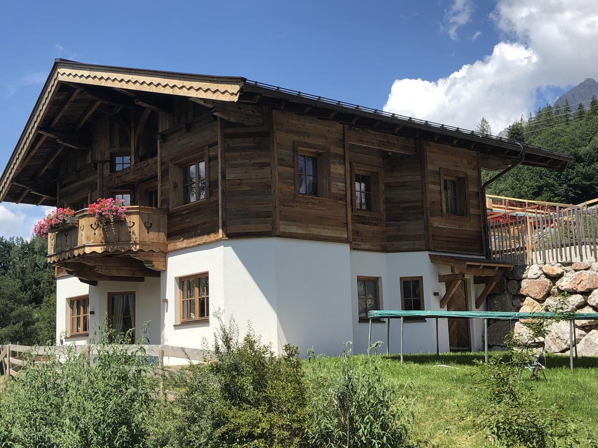 Family Retreat Maria Alm Villa Luaran gambar